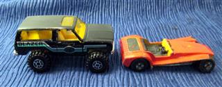 LOT OF 11 MIXED LOT ERTL HOTWHEELS MATTEL DISNEY PIXAR TOY CARS - ASSORTED LOT H